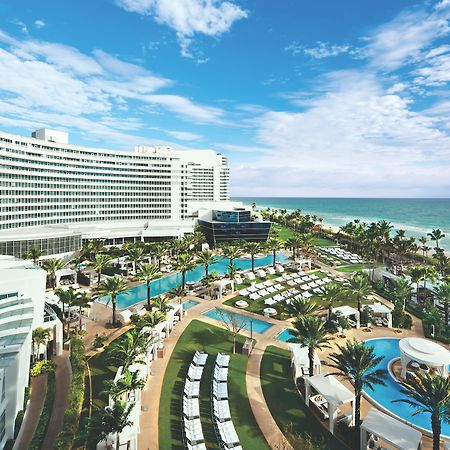 Fontainebleau Miami Beach Hotel Exterior photo Hilton San Diego Bayfront