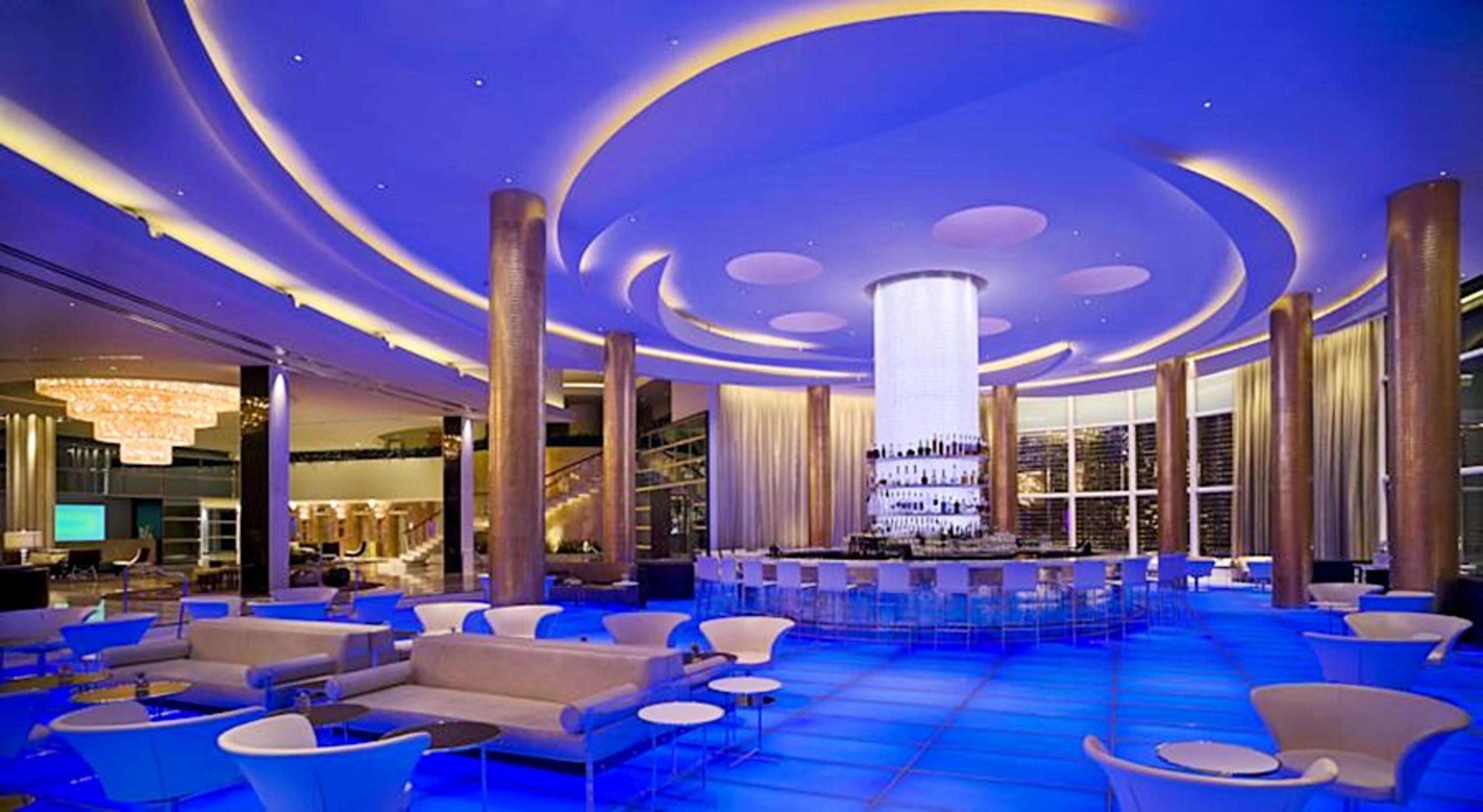 Fontainebleau Miami Beach Hotel Restaurant photo The W lounge at London Heathrow Airport